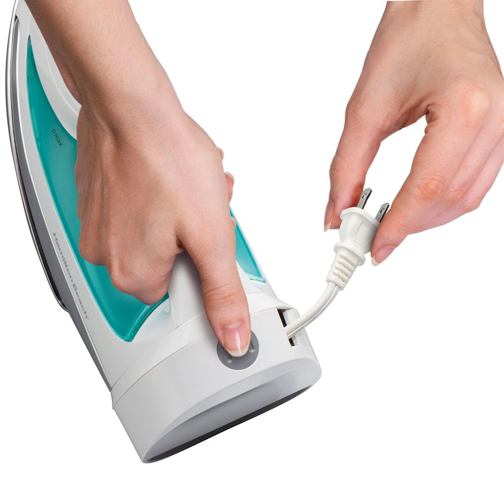 Plancha de vapor Hamilton Beach HB14212 3