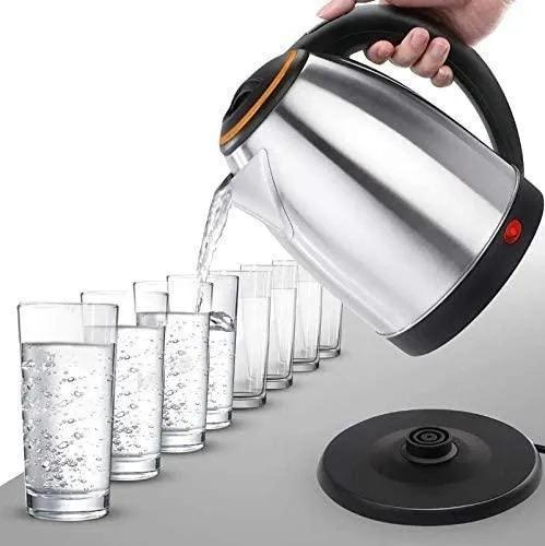 Hervidor Erickson Cromado de 1.7 litros de capacidad CEE0318SS vasos